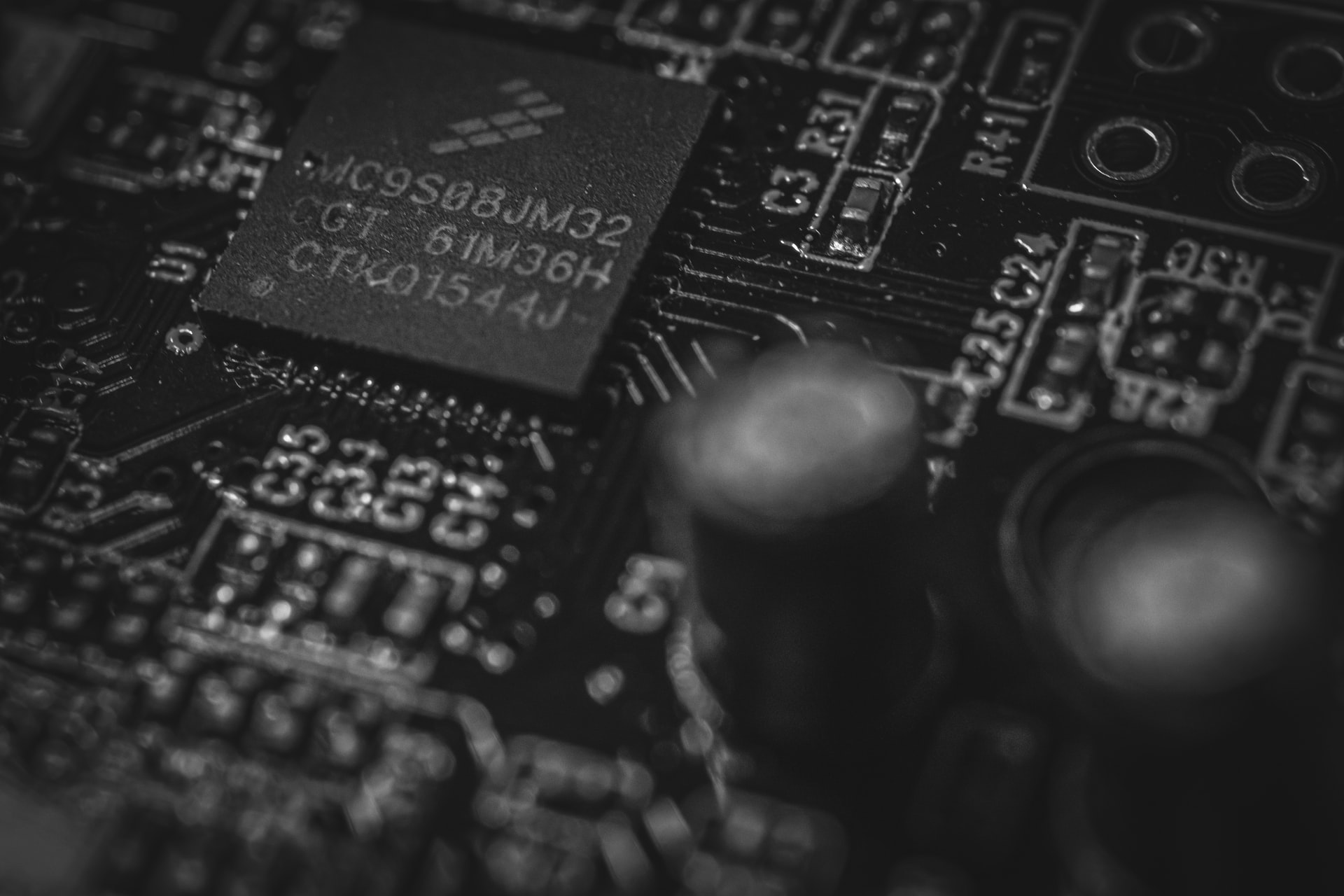 潜藏于表象之下的惊天秘密
