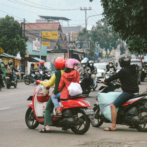 印尼电摩市场，踩下油门